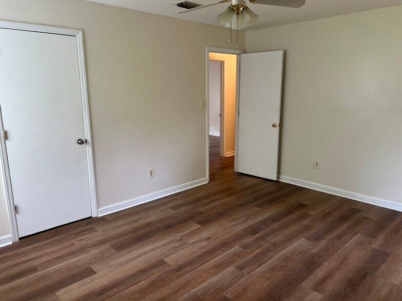 Building Photo - 2601 Durham Meadows Ct