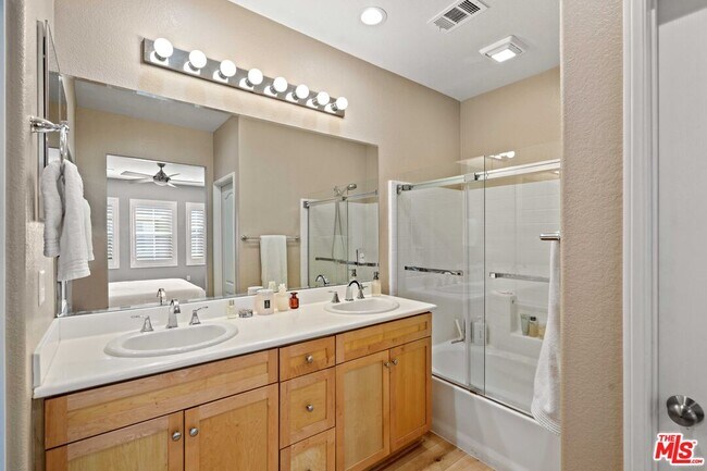 Building Photo - 17969 Lost Canyon Rd