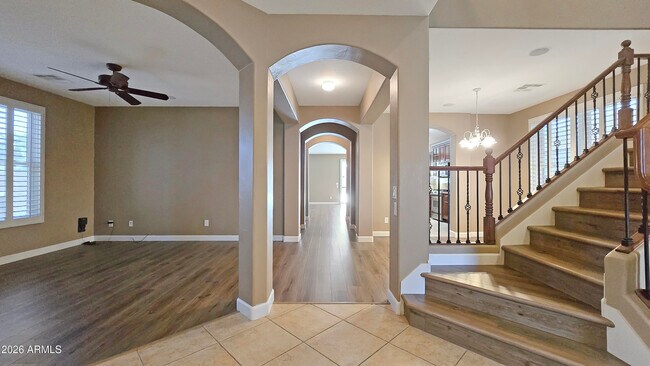 Building Photo - 29411 W Weldon Ave