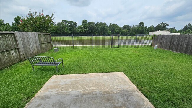 Building Photo - 22135 Greengate Dr