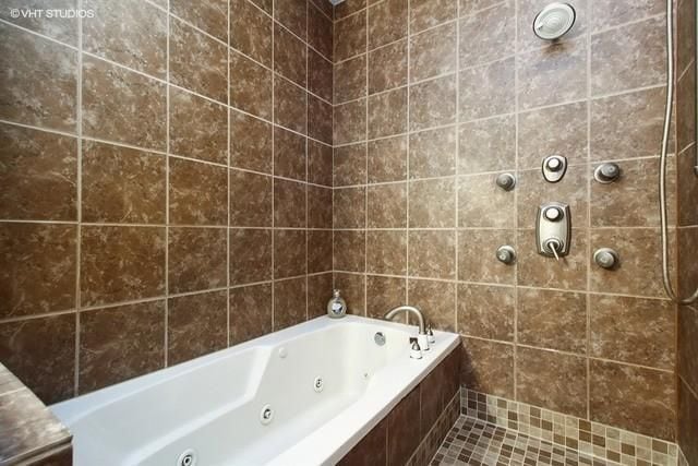Masterbath2 - 331 E 17th St