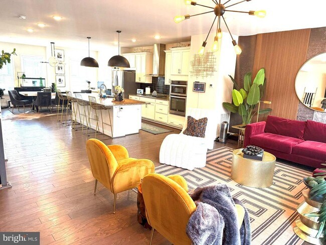 Building Photo - 17351 Redshank Rd