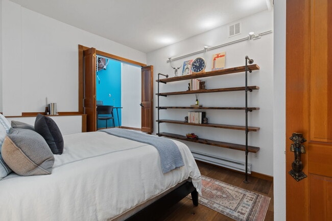 Building Photo - 1406 Harvard Ave