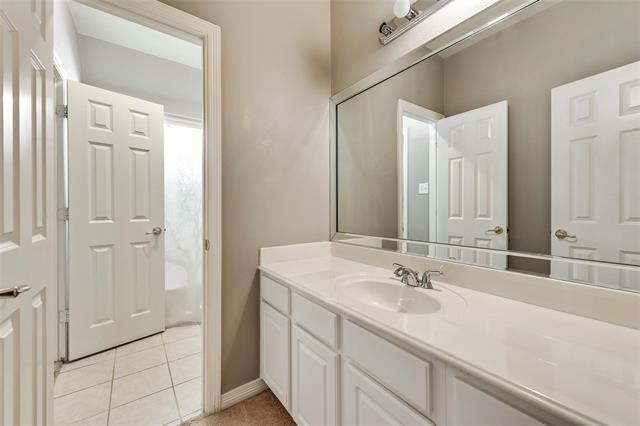 Building Photo - 5650 Travis Dr