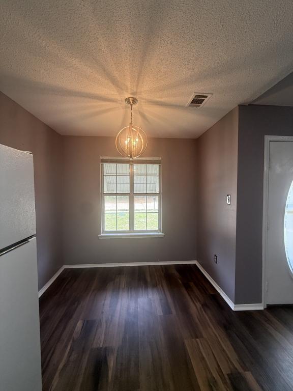 Building Photo - 1745 James Buchanan Dr