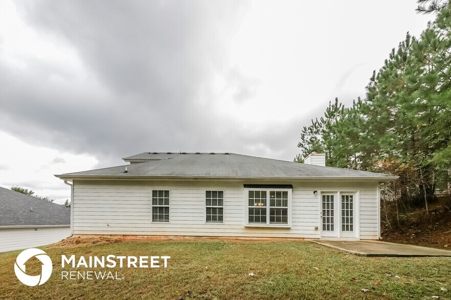 Building Photo - 10123 Deep Creek Dr
