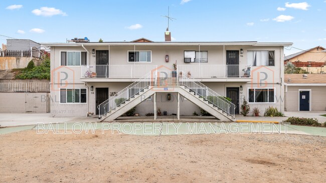 Building Photo - 112 Laurel Ave