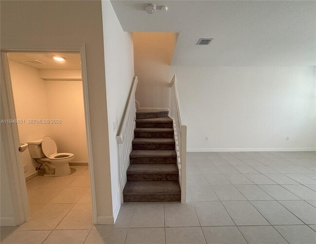 Building Photo - 2622 SE 10th St