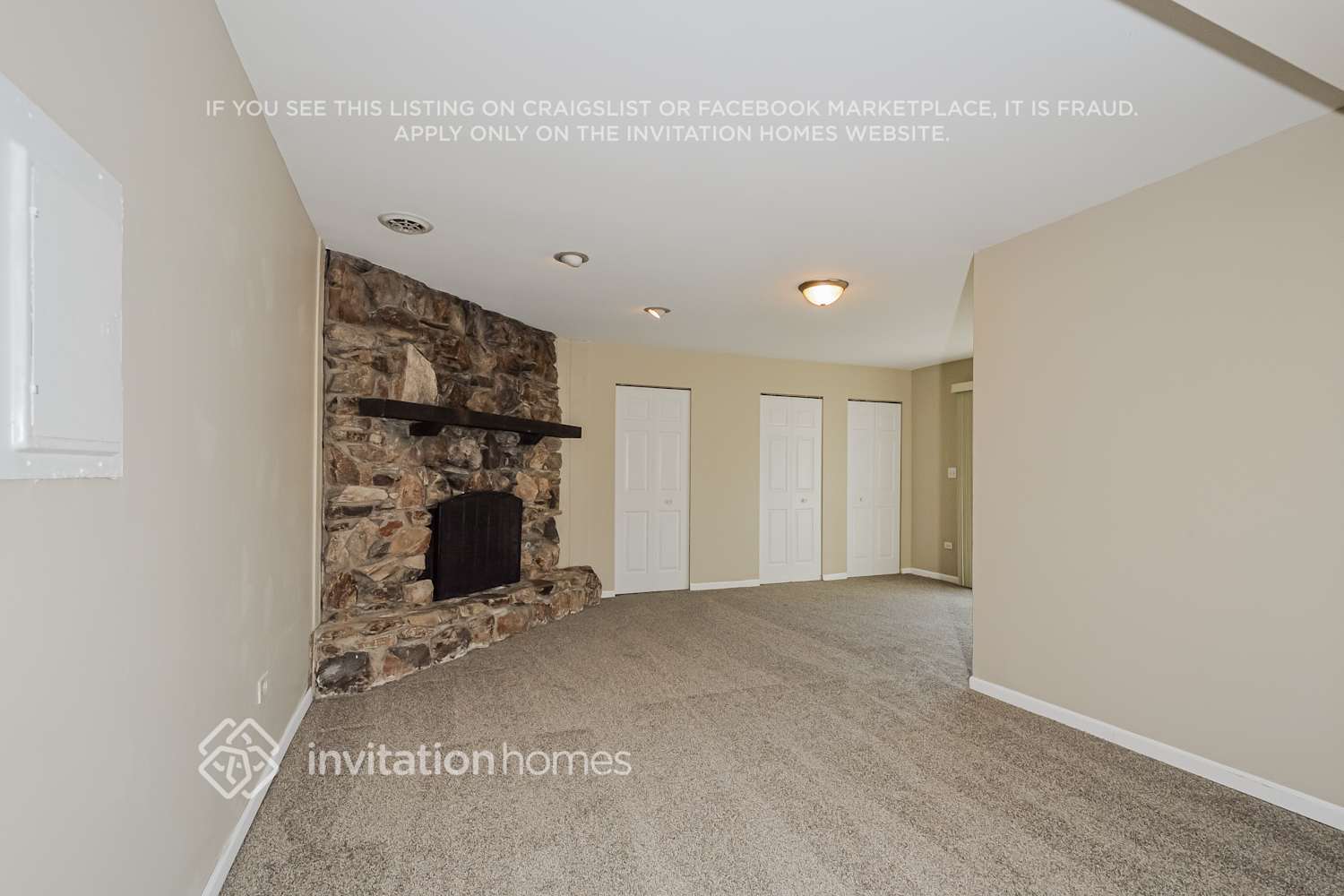 Building Photo - 880 Edenwood Dr