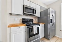 Building Photo - 1310 Chickadee Ln