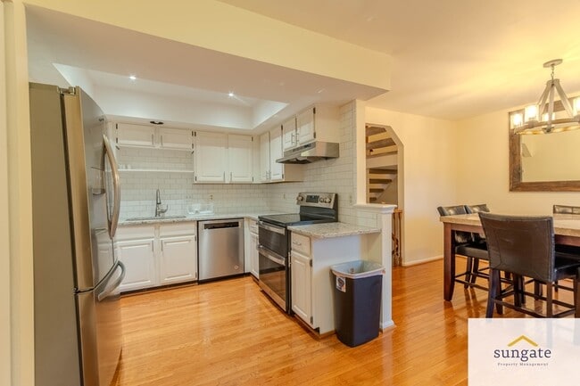 Building Photo - 1016 Arborwood Pl