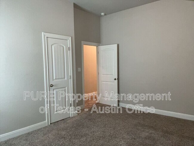 Building Photo - 308 Windom Way