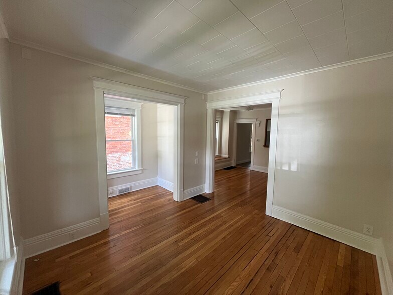 Building Photo - 53 Hubbell Park