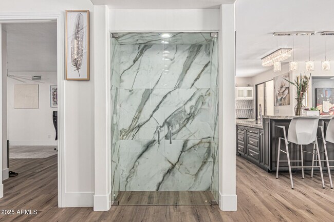 Building Photo - 10113 E Topaz Dr