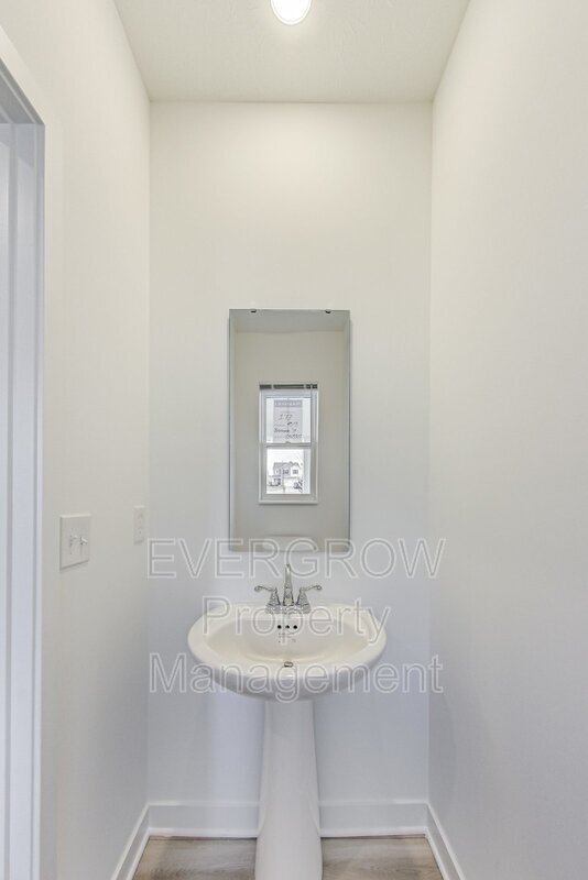 Building Photo - 4513 Branower St