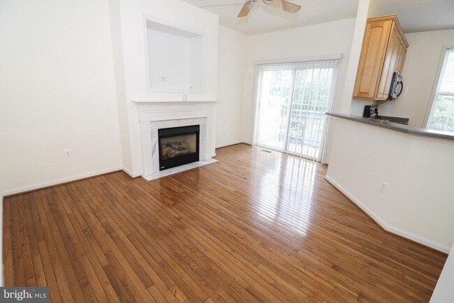 Building Photo - 12180 Abington Hall Pl