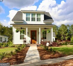 Building Photo - 110 Hamlet Cir