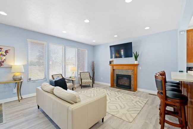 Building Photo - 1770 Brandy Way