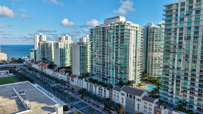 Building Photo - 300 Sunny Isles Blvd