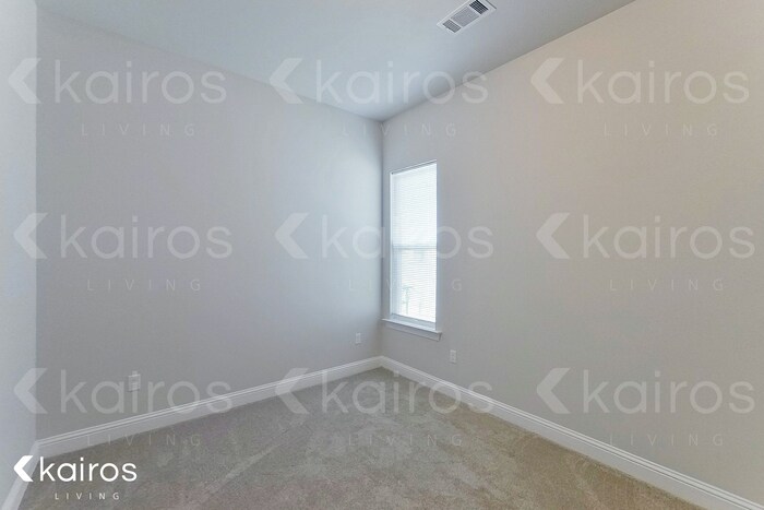 Building Photo - 4848 W Dacha Ln