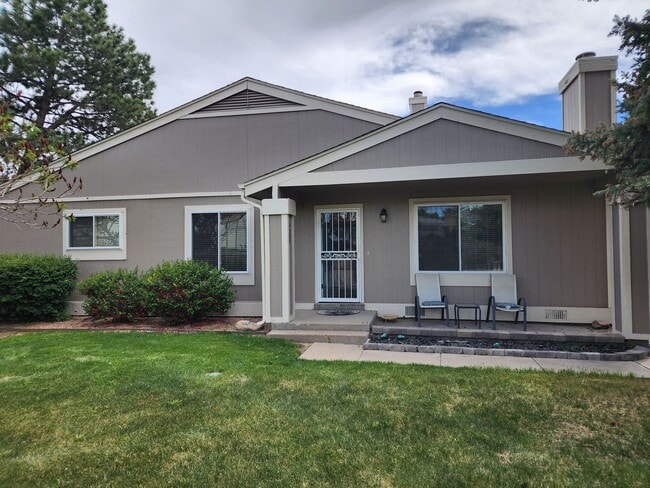 Primary Photo - Updated 3 Bedroom Townhome in Great Area!