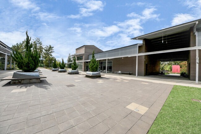 Building Photo - 17770 Misty Brk Ln