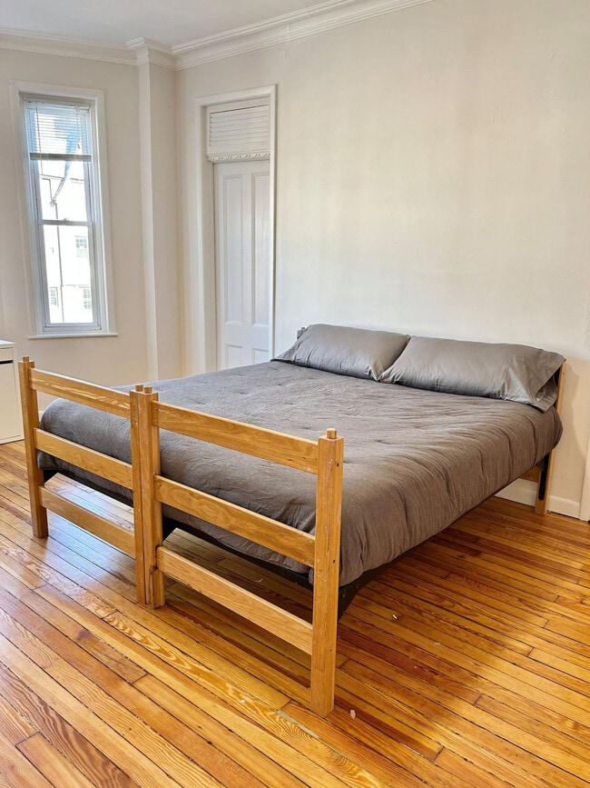 Building Photo - 1014 Washington St