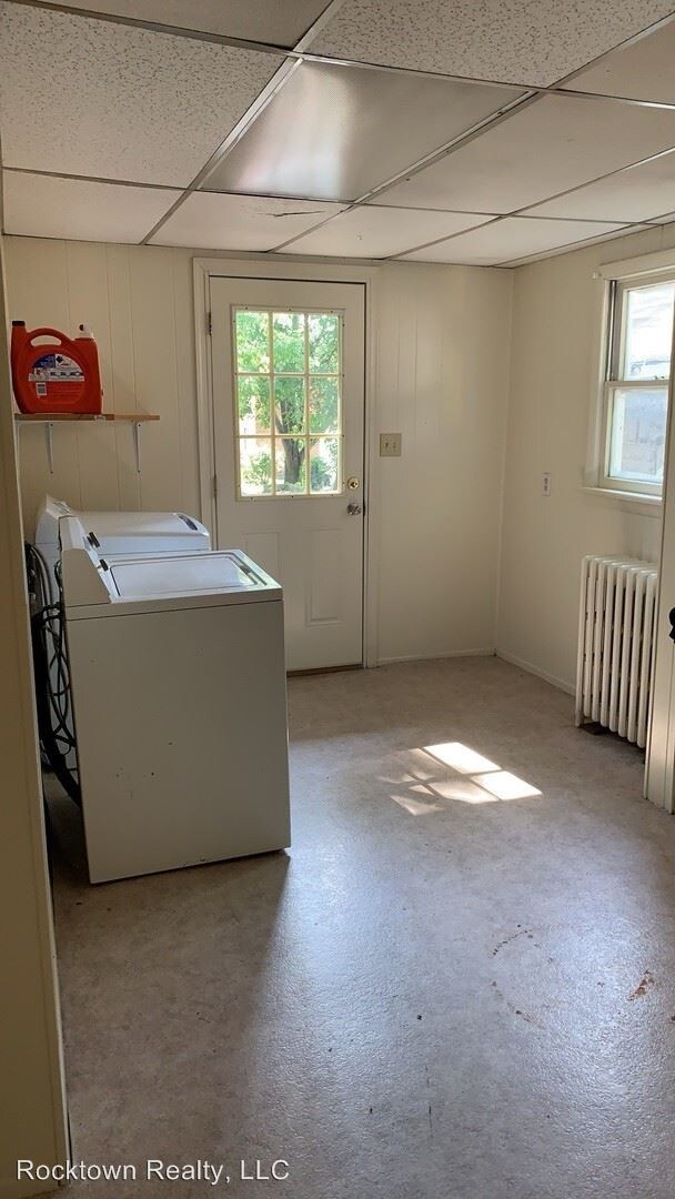 Building Photo - 316 N High St