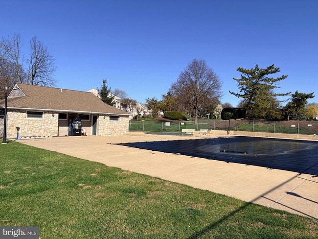 Building Photo - 1905 Bennett Pl