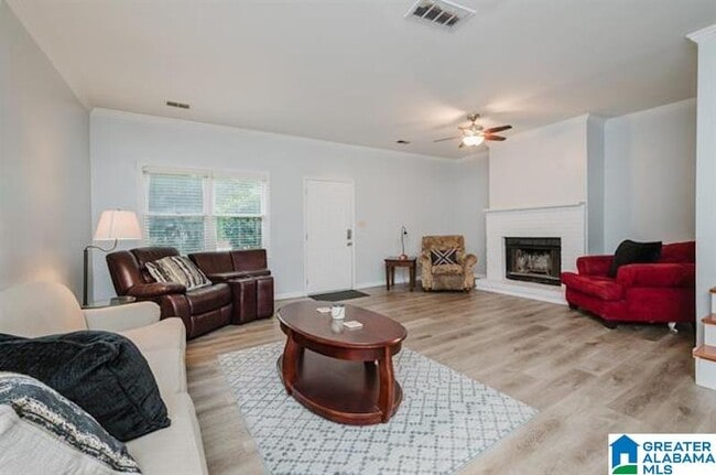 Building Photo - 218 Carl Nichols Dr