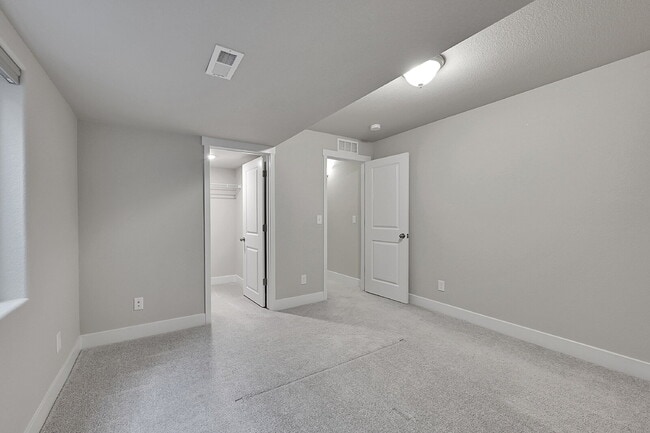 Building Photo - $2,795 - 4 Bed, 3 Bath Home in Colorado Sp...