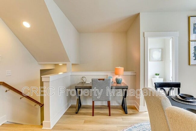 Building Photo - 1010 Pettiford Pl