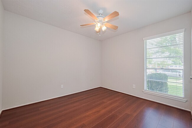 Building Photo - 17114 Quail Glen Dr
