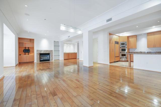 Building Photo - 464 Prospect St