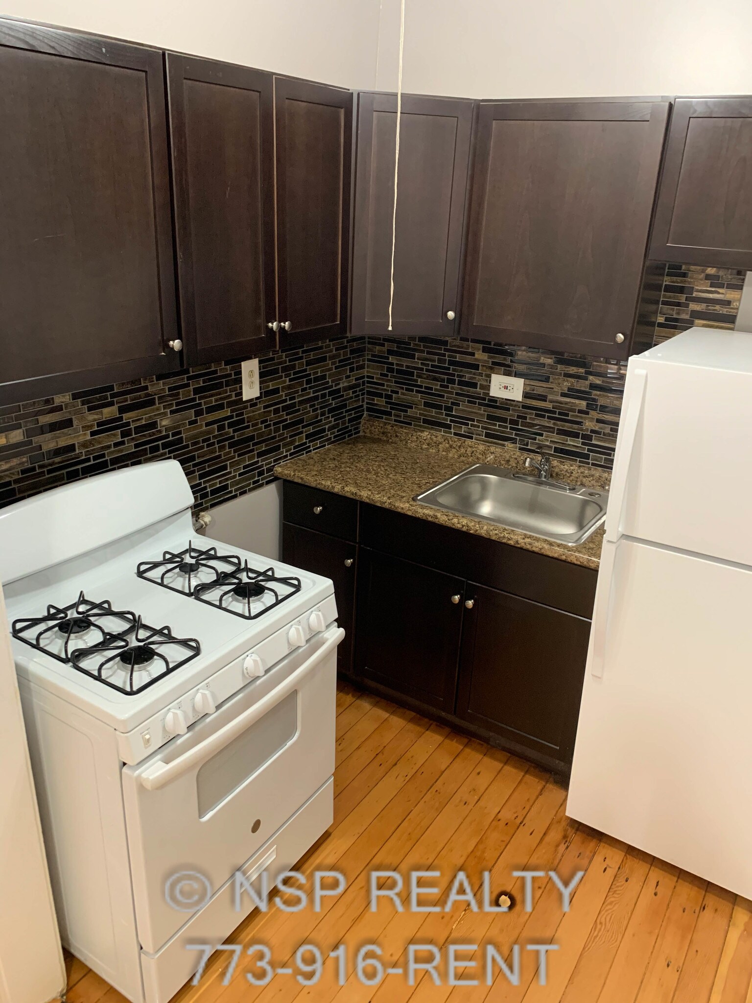 Building Photo - 4265 W Addison St