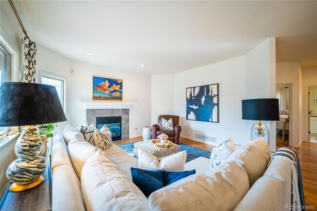 Building Photo - 4212 E Orchard Pl