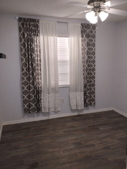 Second Bedroom - 6932 Stones Throw Cir N