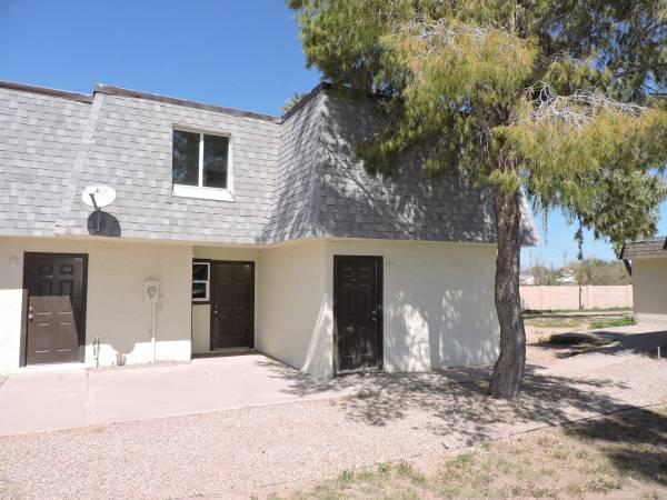 Primary Photo - Desert Palms Apartments