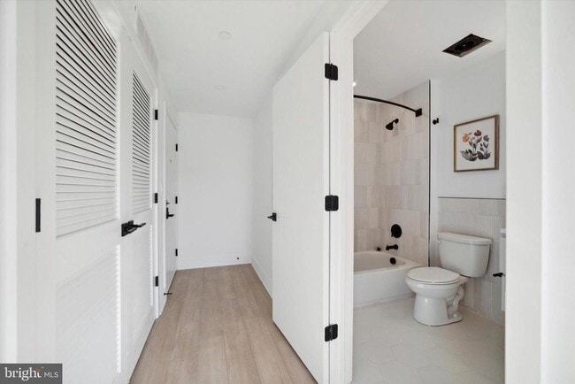 Building Photo - 1643 N 2nd St