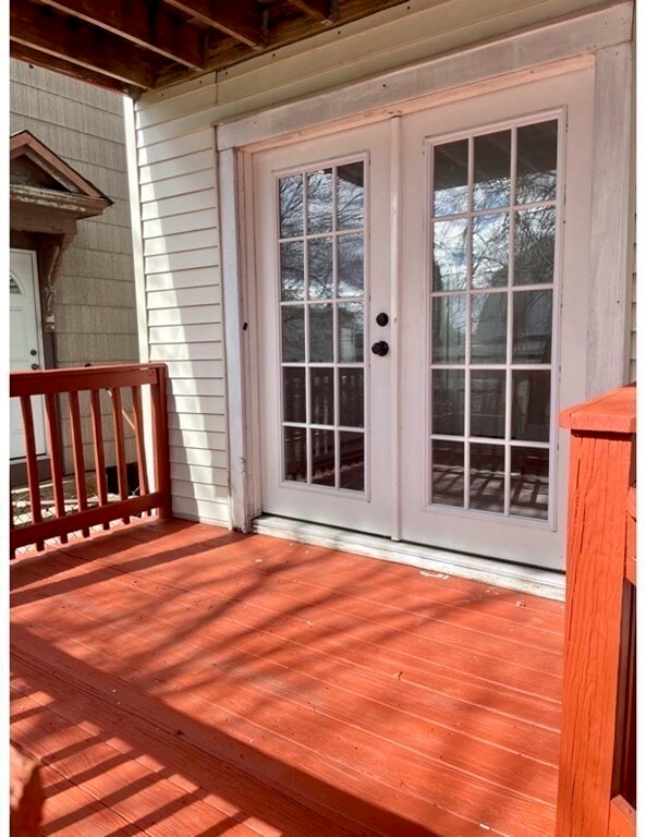 Building Photo - 266 W 6th St