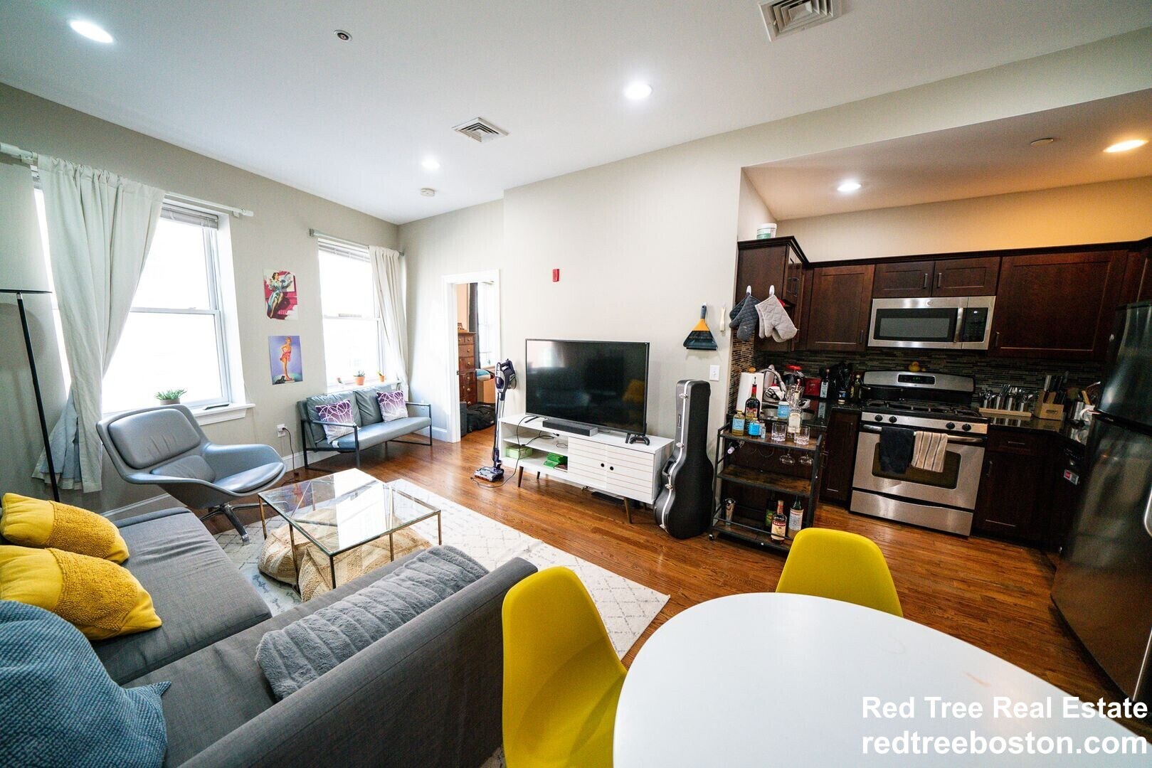 Building Photo - 491 Commonwealth Ave