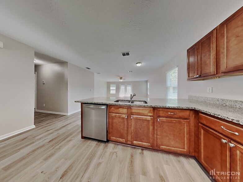 Building Photo - 4537 Glendas Meadow Dr