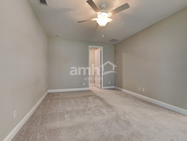 Building Photo - 82 Cobalt Ln