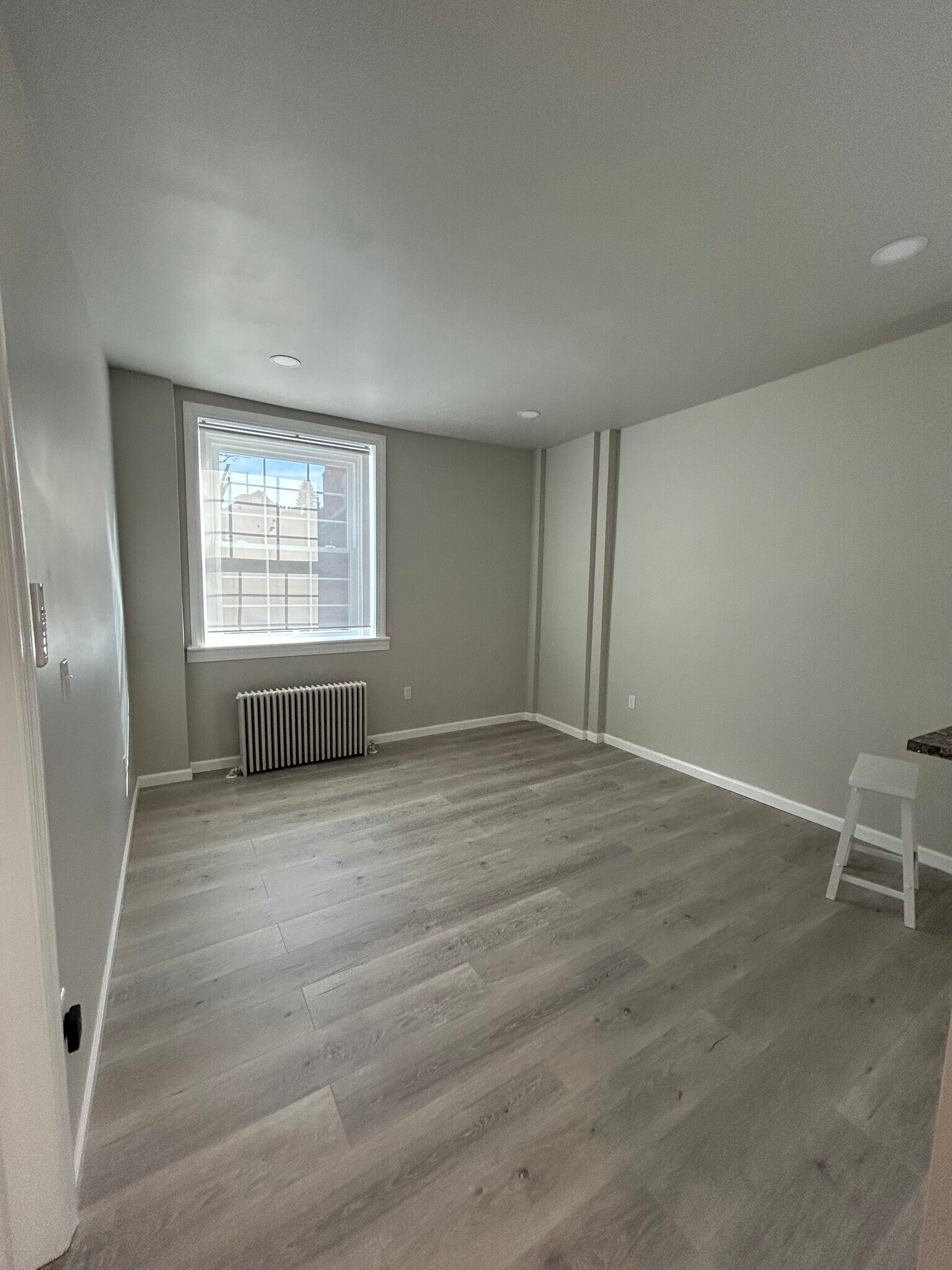 Building Photo - 1 Caroline Ave