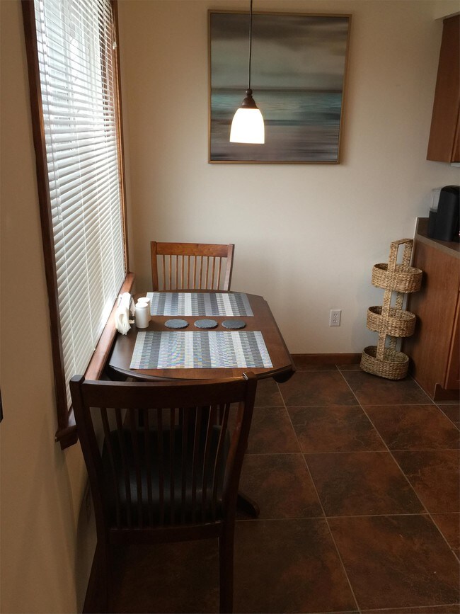 Building Photo - 227 Cheyenne St