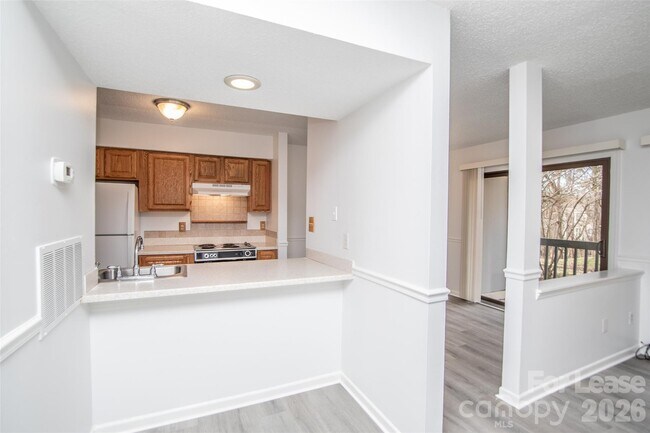 Building Photo - 11026 Harrowfield Rd