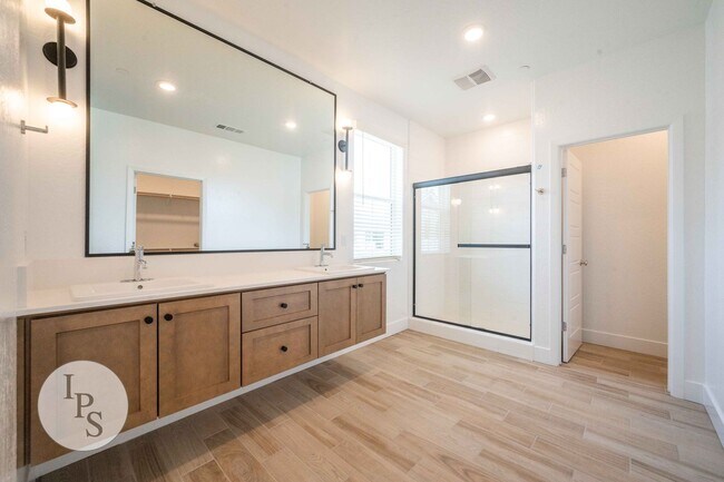 Building Photo - ‘Brambles’ Brand New Copper & Willow Home,...
