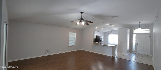 Building Photo - 1035 Beckingham Dr