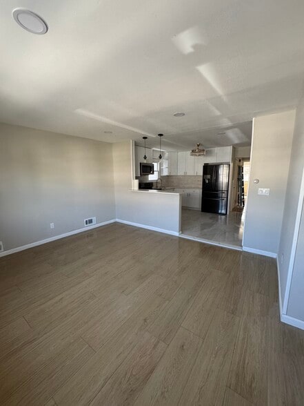 Building Photo - 160 Boston Ave