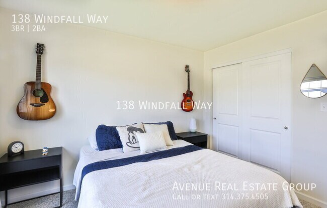 Building Photo - 138 Windfall Wy